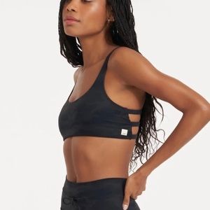 VUORI Black Camo Yosemite Bra